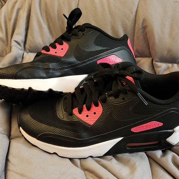 RARE Nike 2017 Unisex Air Max 6.5Y - Picture 3 of 13